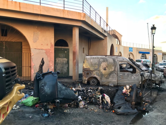 Bastia : Conteneurs en feu et voitures brûlées