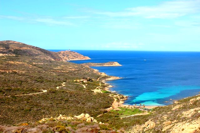 Mobilisation pour sauver le "Mar a Beach" à Calvi