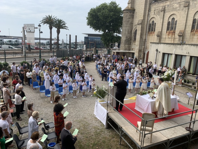 Jour de Communions à Bastia