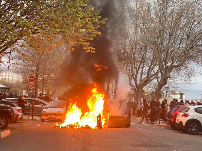 Des feux allumés un peu partout