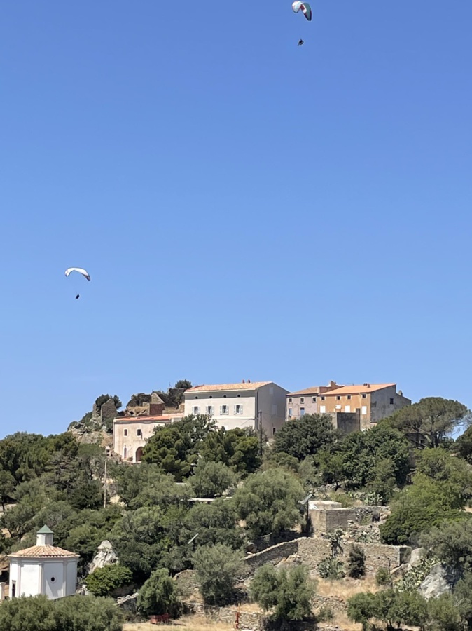 Visite de la Balagne en parapente (Renaud Kiselman )