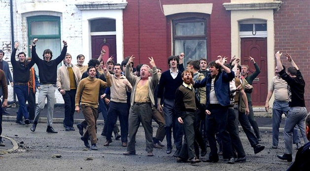 Un film qui met en lumière les luttes fratricides des diverses branches d’activistes au cœur même de la guerre civile entre Catholiques et Protestants. Il souligne également tous les travers de l'armée Britannique. (Photo : DR)