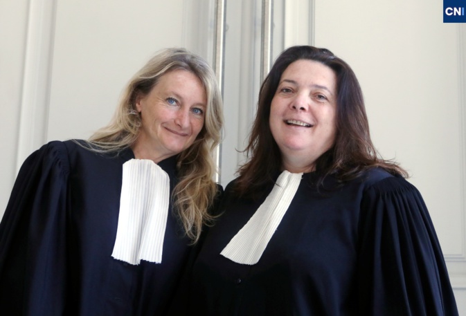 Me Raphaëlle Deconstanza, l'actuel bâtonnier, et Me Marie Colombani, le prochain bâtonnier du barreau d'Ajaccio (Photo : Michel Luccioni)