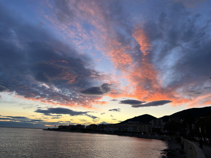 Le ciel d'Ajaccio (Jean-Charles Taverni)