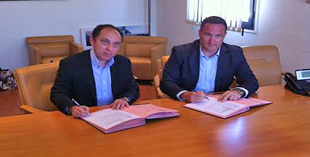 Jean-André Minconi, président de la CCI 2A, et Romain Ascione, directeur régional de Kyrnolia, ont signé une convention de partenariat