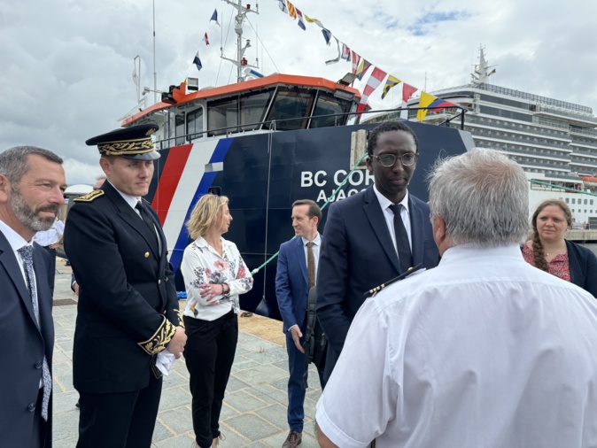 Hervé Berville, le secrétaire d'État chargé de la mer et de la biodiversité, était à Ajaccio ce jeudi afin d'inaugurer le nouveau baliseur des Phares et Balises.