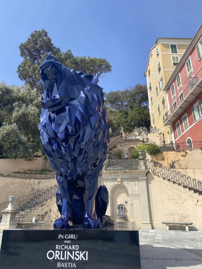 Roaring Lion, installé au pied de l'escalier Romieu, mercredi 29 mai 2024.