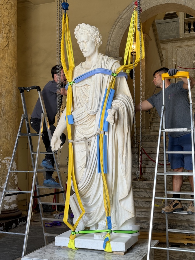 Ajaccio : Un nouvel emplacement pour la statue, rénovée, de Napoléon en habits de 1er Consul 