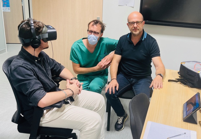 Le Dr Paul-Henri Gristo et Laurent Capponi sont à l'initiative de la mise en service prochaine des casques de réalité virtuelle dans les hôpitaux d'Ajaccio et de Bastia.