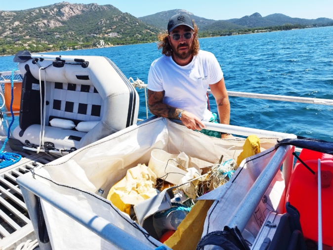 Dans les déchets récupérés, Olivier Sanna trouve essentiellement du plastique et du polystyrène.