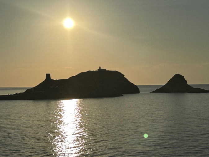 La photo du jour : les îles de La Pietra, encore et toujours…