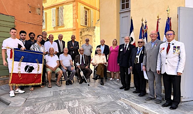 De nombreuses personnalités ont assisté à la cérémonie à la Citadelle de Bastia.