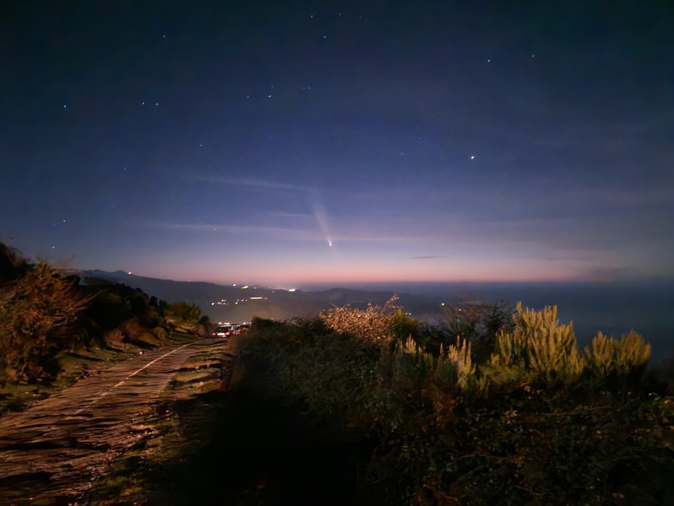 Les images exceptionnelles de la « comète du siècle » immortalisée dans le ciel corse