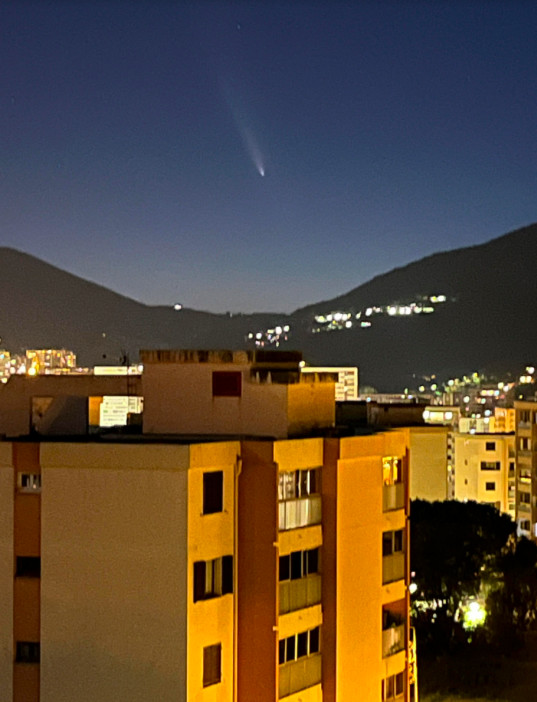 Les images exceptionnelles de la « comète du siècle » immortalisée dans le ciel corse