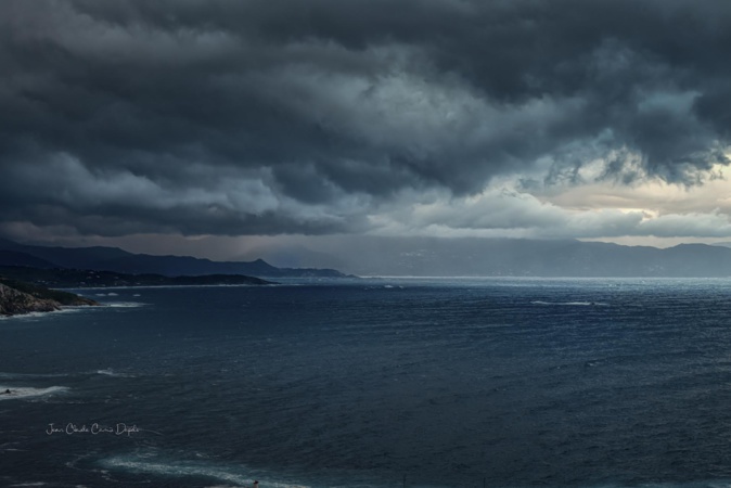 Météo : La Corse en vigilance jaune “orages” et “pluie-inondation” ce samedi 26 octobre