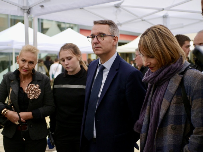 Le Recteur de l'Académie de Corse, Rémi-François Paolini et Antonia Luciani, conseillère exécutive en charge de la culture, du patrimoine, de l'éducation et de la formation, lors du Salon de l'Orientation au centre culturel de Biguglia, le mardi 12 novembre 2024.