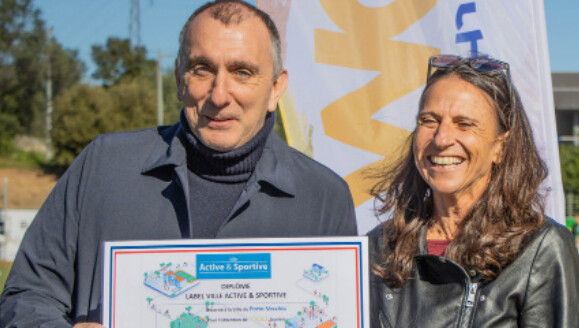 Jean-Christophe Angelini et son adjointe, Véronique Filippi, sont fiers d'avoir obtenu ce label à leur première tentative. PHOTO VILLE DE PORTO-VECCHIO