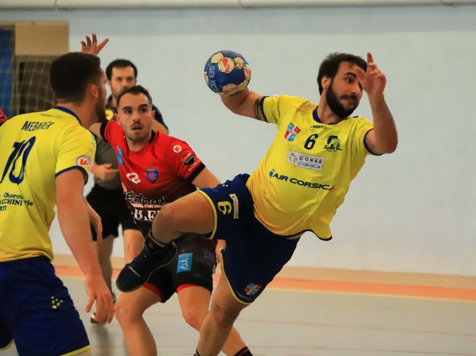 Handball N2 - Corte trouve le bon rythme face à Bagnols