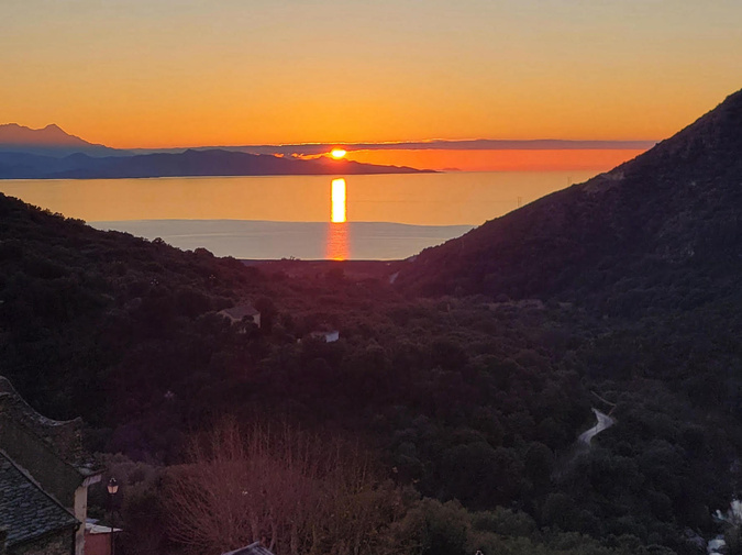 La photo du jour : à Ogliastru, des couchers de soleil à couper le souffle