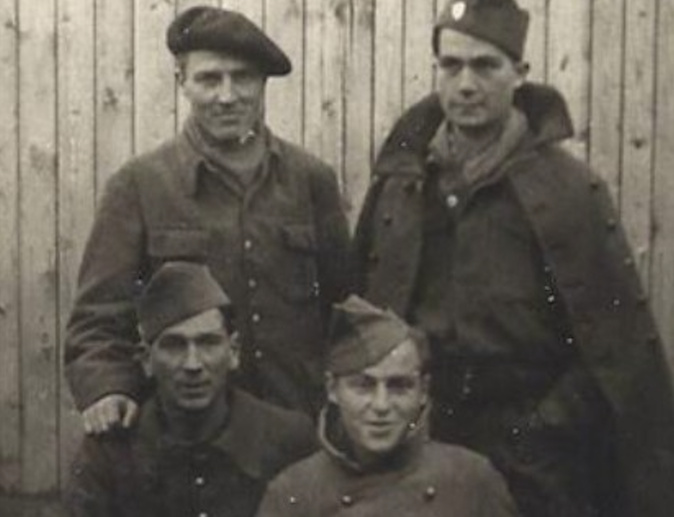 Sur cette photo, quatre prisonniers corses du stalag 325 de Rawa Ruska.