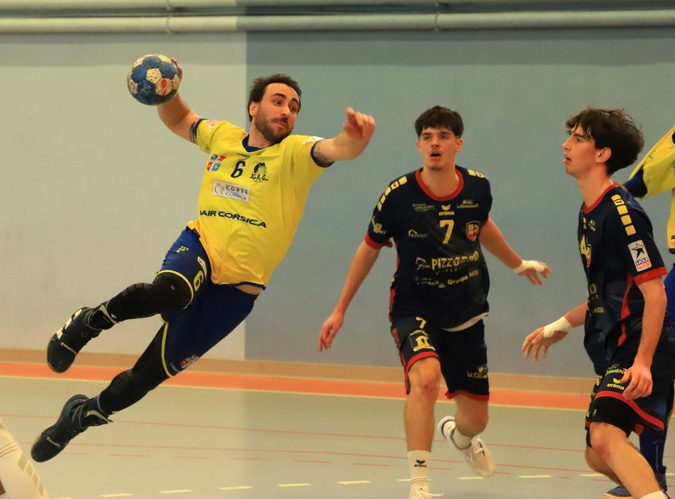 Handball N2 - Le HB Corte craque sur la fin face à Saint-Raphaël