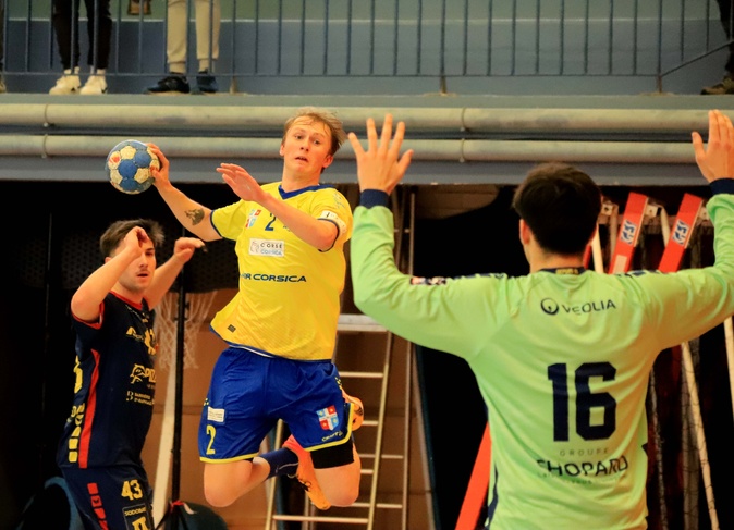 Handball N2 - Le HB Corte craque sur la fin face à Saint-Raphaël