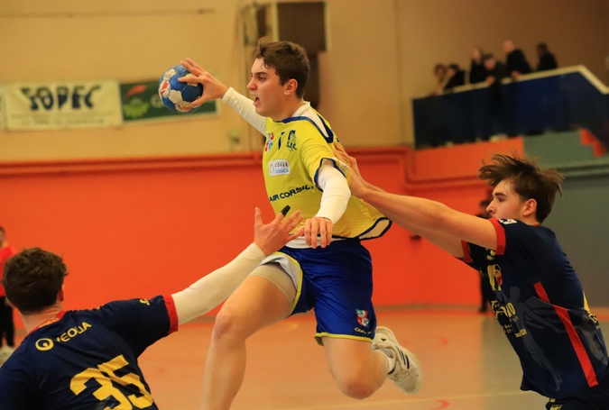 Handball N2 - Le HB Corte craque sur la fin face à Saint-Raphaël