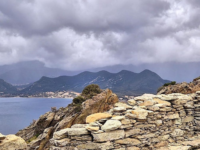 La photo du jour : E 6 cime di Patrimoniu viste da l'Agriate