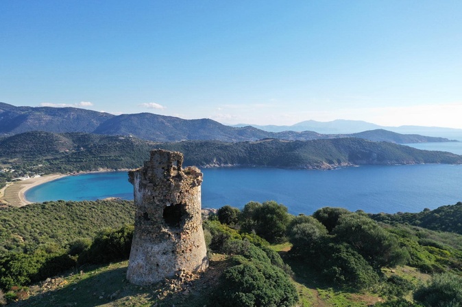 Cargèse accueille la première édition des "Tre Torre" ce dimanche 16 mars (photo Cargèse Trail).