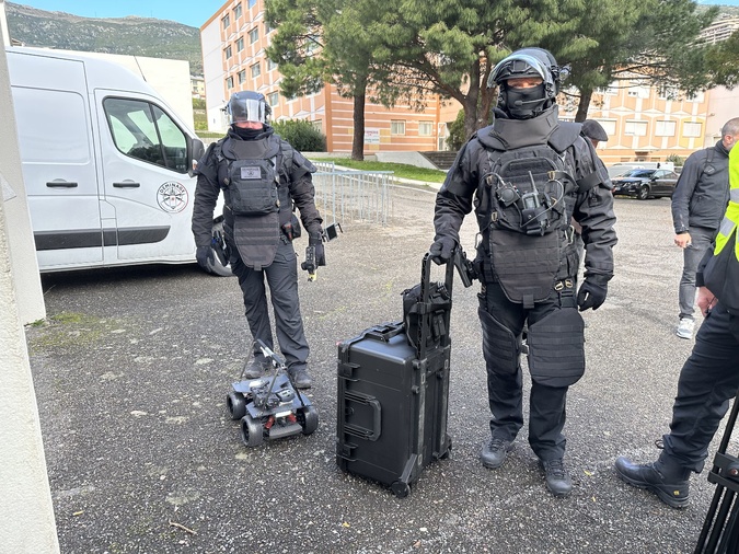 Bastia : un entraînement grandeur nature pour faire face à une attaque armée en milieu scolaire