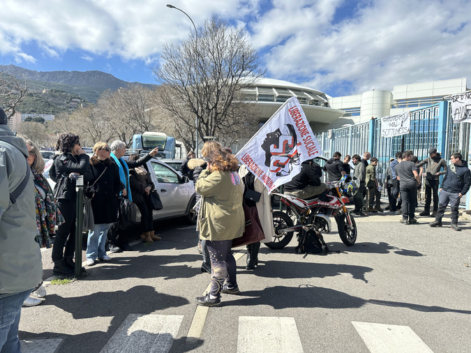 Una quarantaine de personne réunies à Bastia