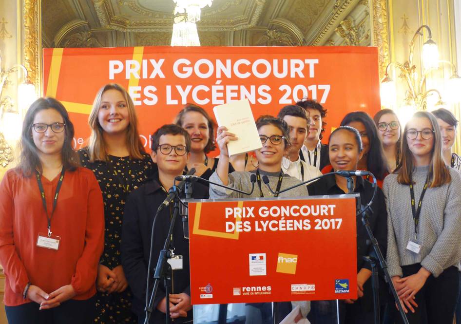 Laure Humbert , du lycée Clémenceau de Sartene, présidente du jury national Goncourt des Lycéens !