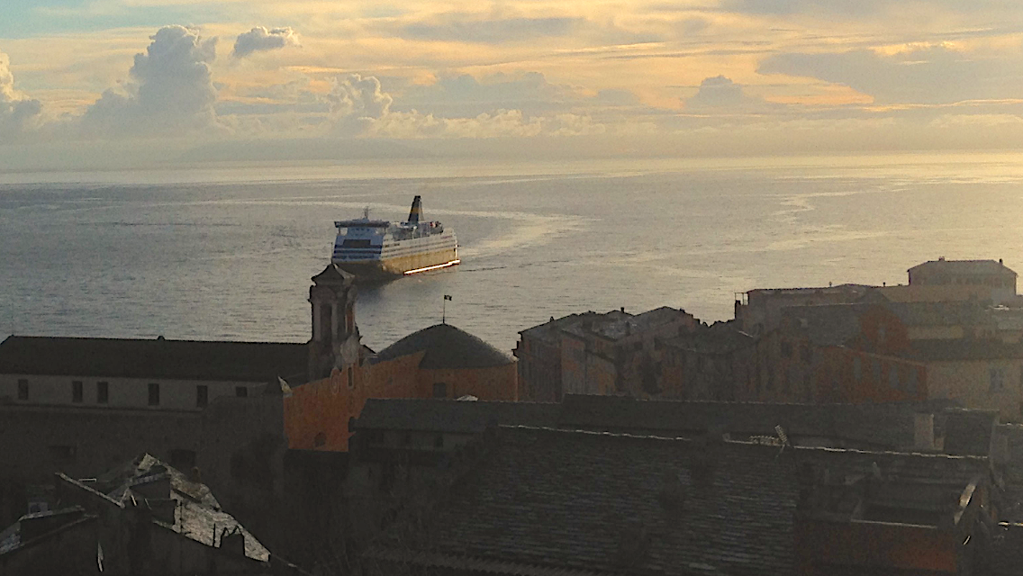 L'image du jour : Cap sur le clocheton du palais des gouverneurs