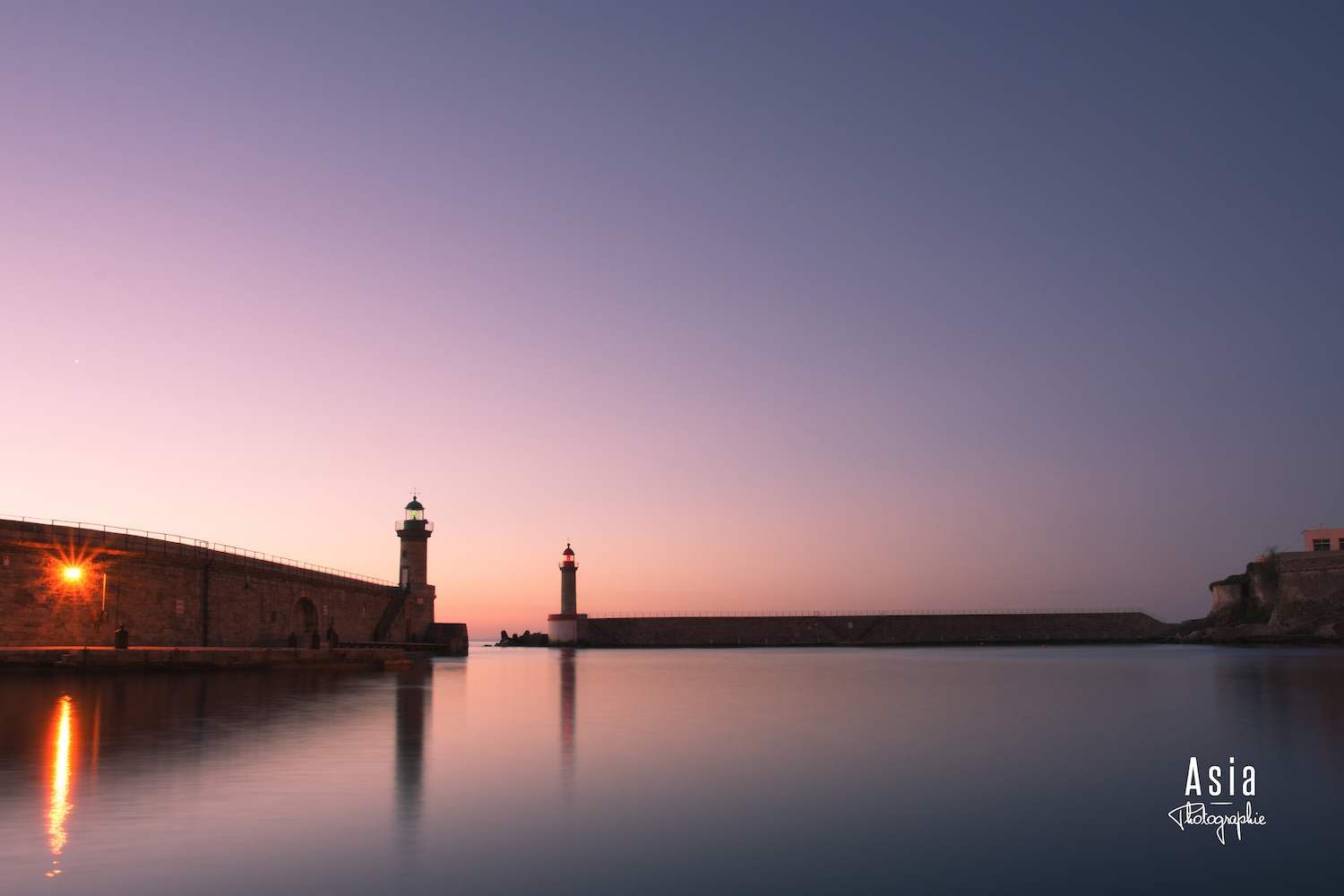 La photo du jour : Calme plat sur le plan d'eau du Vieux-Port de Bastia