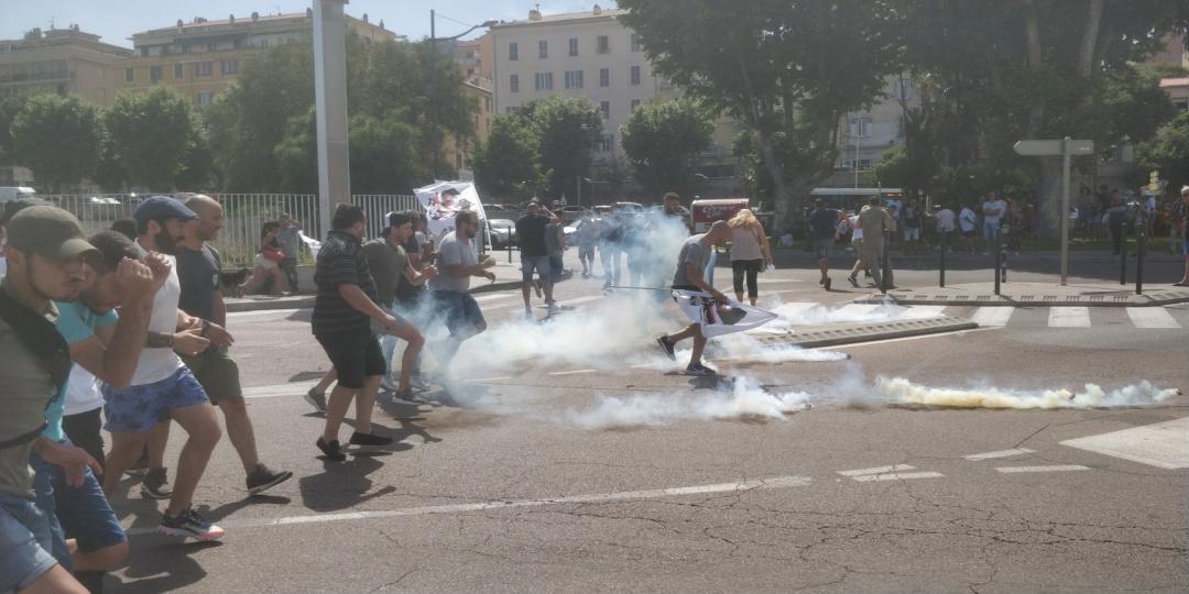 Conflit à La Méridionale : affrontements  entre les grévistes et les forces de l’ordre à Ajaccio