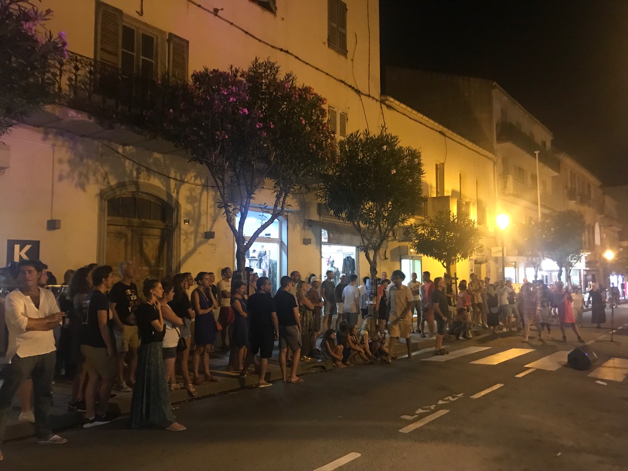 Un succès pour la 1re nocturne des commerçants du Centre-ville de Calvi