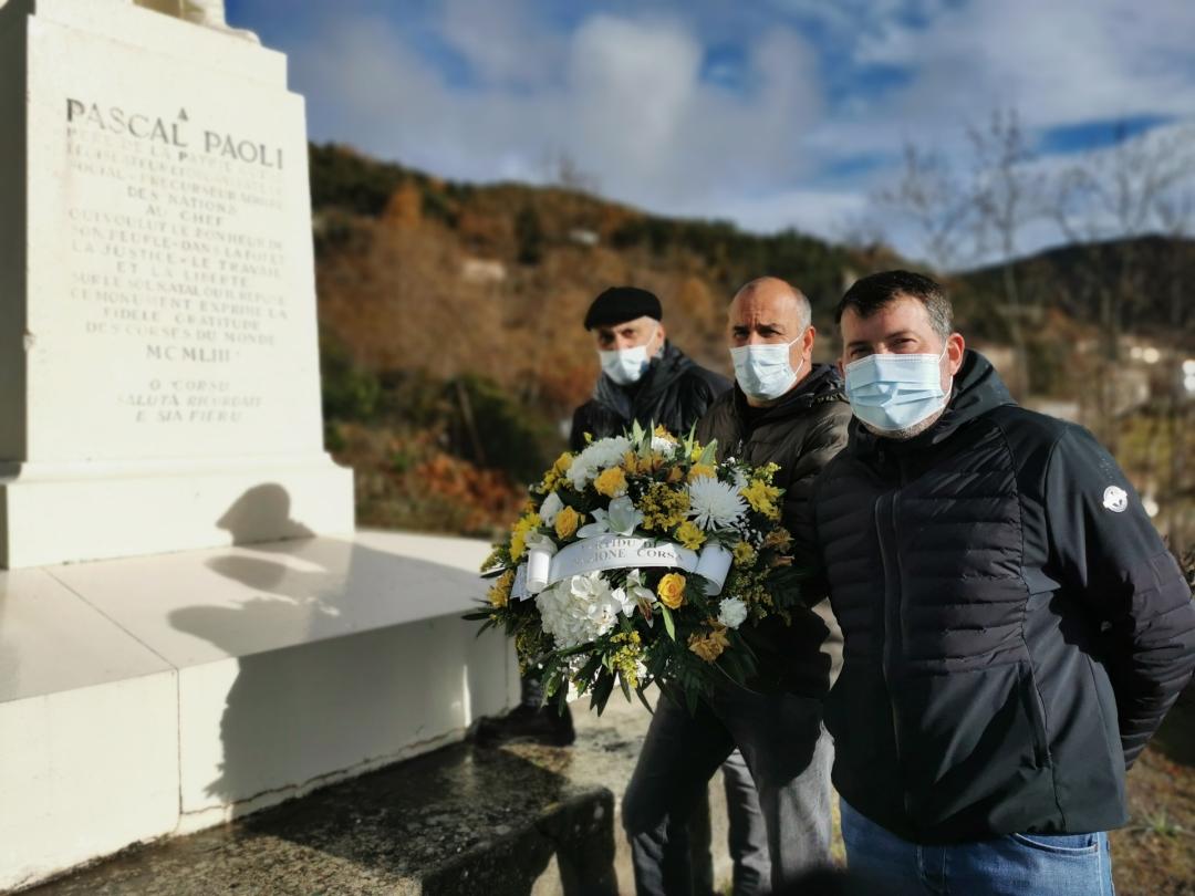 Jacques François Colombani, Jean Jacques Blanc, Mimi Corteggiani, représentants le PNC