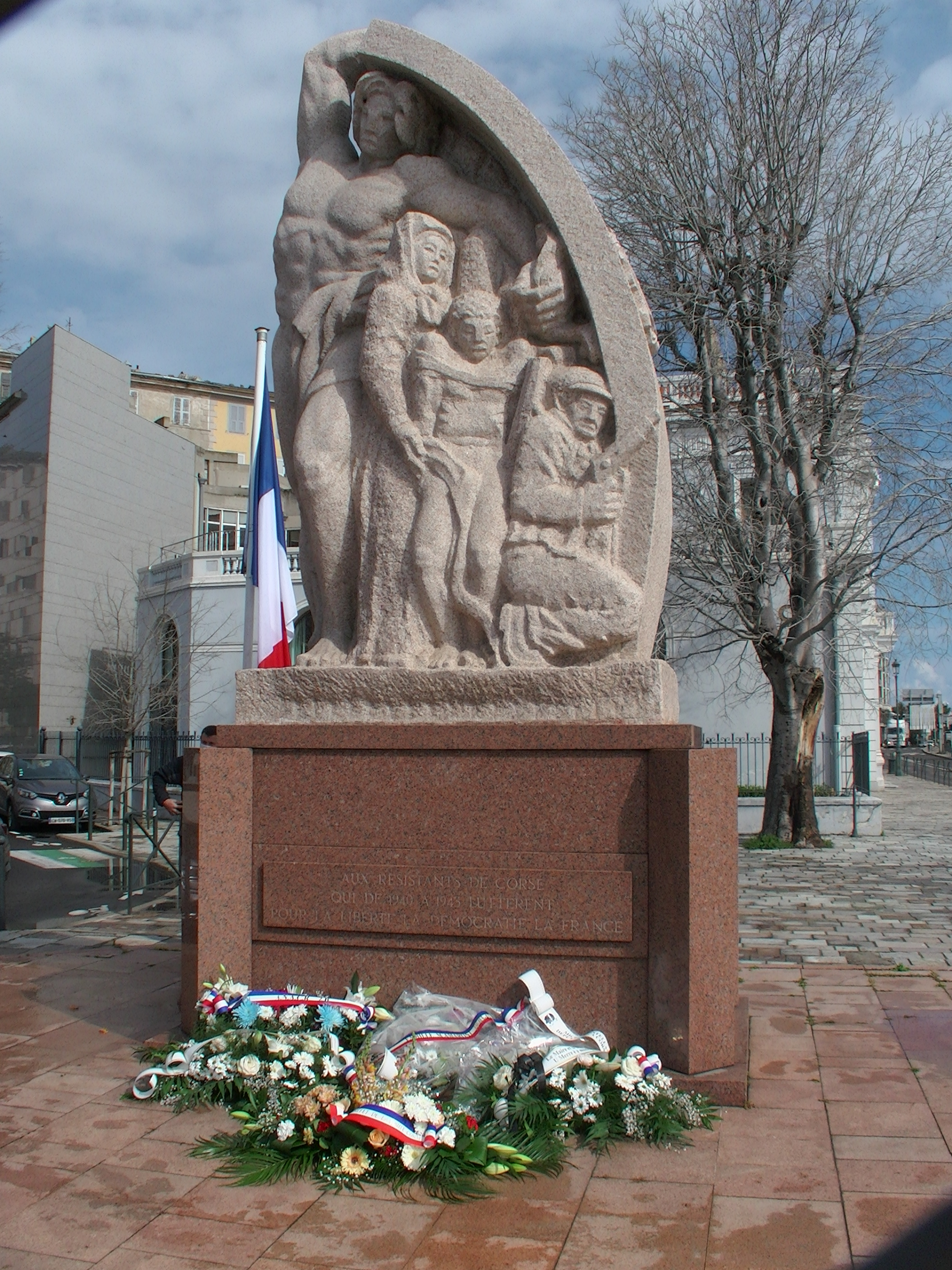 L'hommage à Fred Scamaroni mort le 19 mars 1943 à Ajaccio.