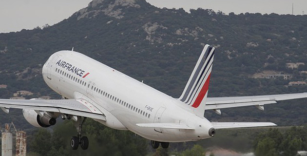 Air France lance Ready to Fly un service de vérification des documents de  voyage avant le départ