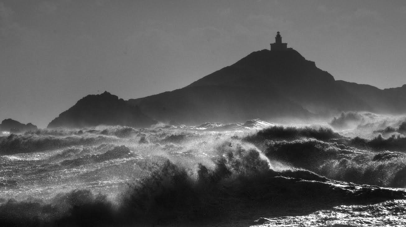 La photo du jour : Lorsque la tempête gronde aux Sanguinaires