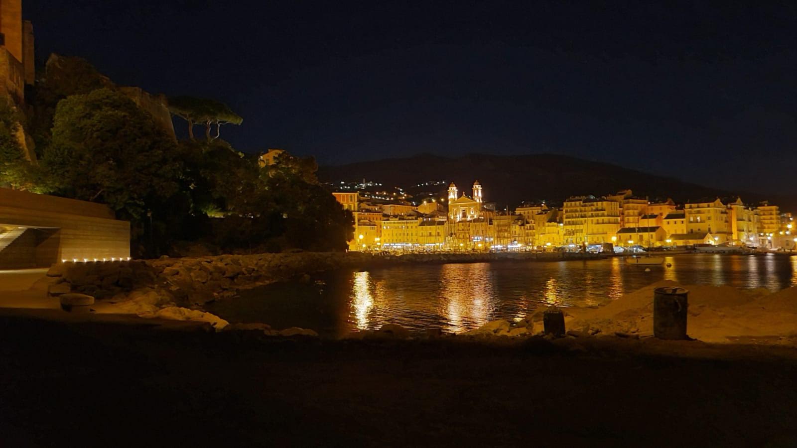 La photo du jour : les lumières de Bastia