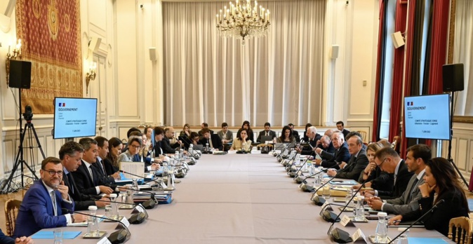 Le Comité stratégique sur l’avenir de la Corse réuni à Beauvau.