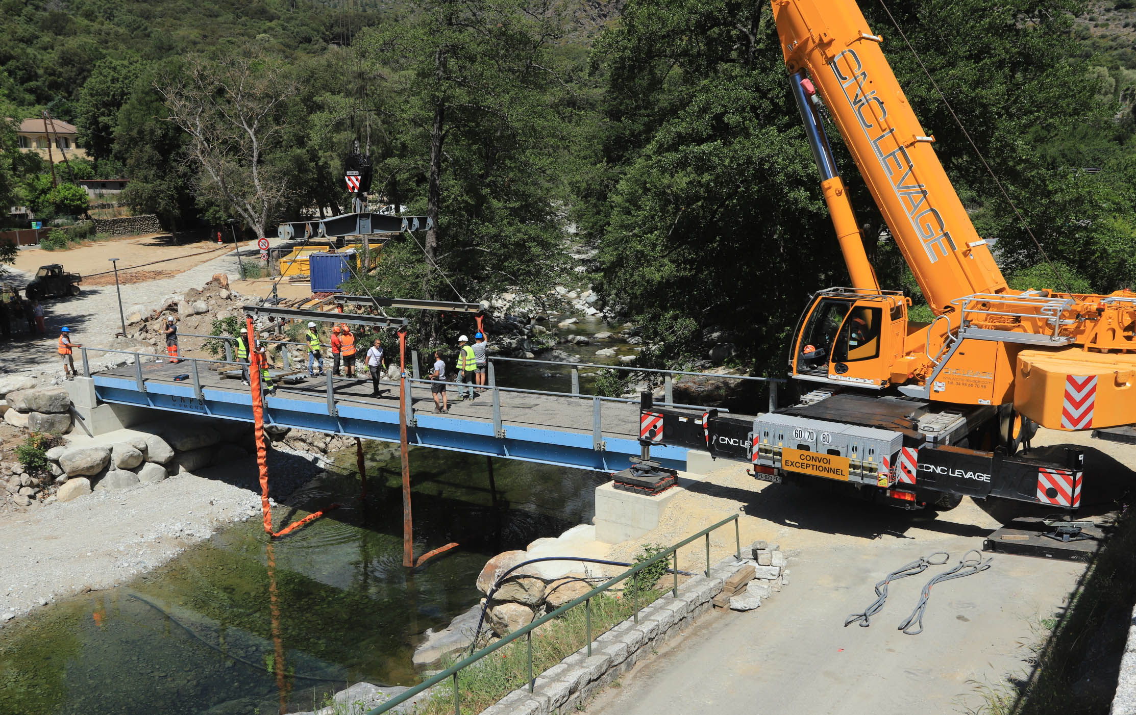 Corte : Le pont provisoire de Baliri enfin en place