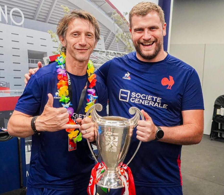 Jean-Baptiste Pascal avec l'entraîneur des "Bleus", Jérôme Daret (@FFR)