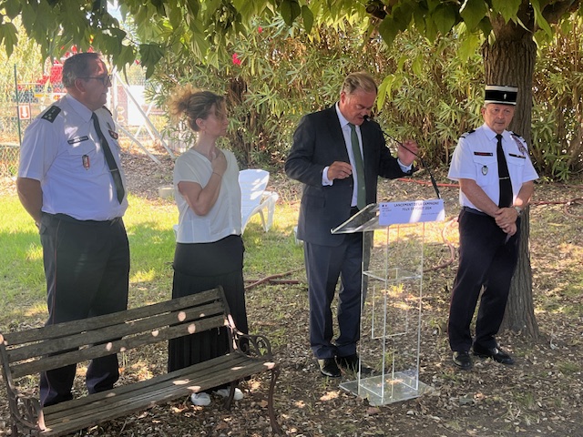 Amaury de Saint-Quentin, le Préfet de Corse, a lancé officiellement le dispositif estival de lutte contre les incendies en Corse du Sud.