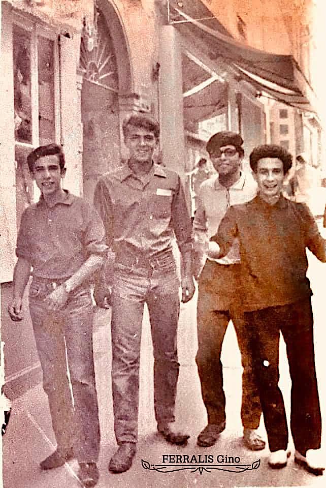 Biagio Palazzola en 1964 sur le boulevard Paoli avec Antoine Adolfini à sa droite encadré par les frères Ferralis, Aldo et Gino