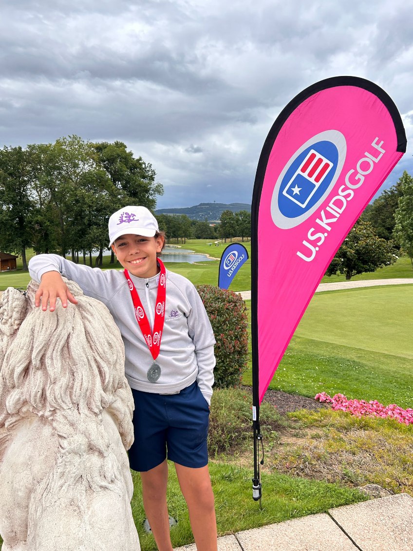 Claude-Bernard Emmanuelli, golfeur prometteur de 12 ans s'apprête à participer à l'Open Européen British Junior Golf Tour qui se déroulera au Touquet Paris Plage du 28 au 31 juillet prochain.