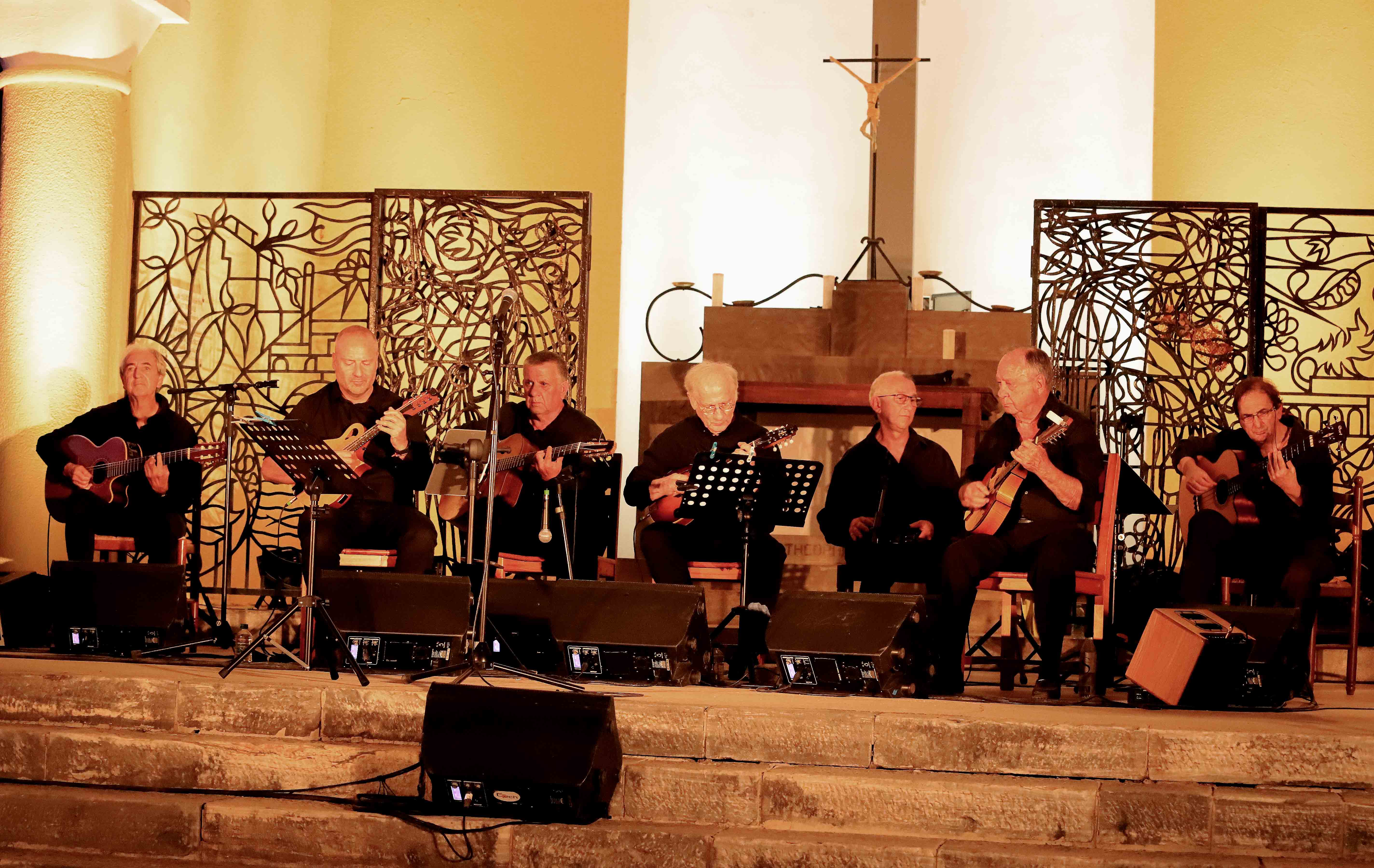 Le Tàlcini Orchestra sera en concert samedi à 21 heures sur le parvis du Musée de la Corse à l'occasion de Festiballu. (Photo Mario Grazi)