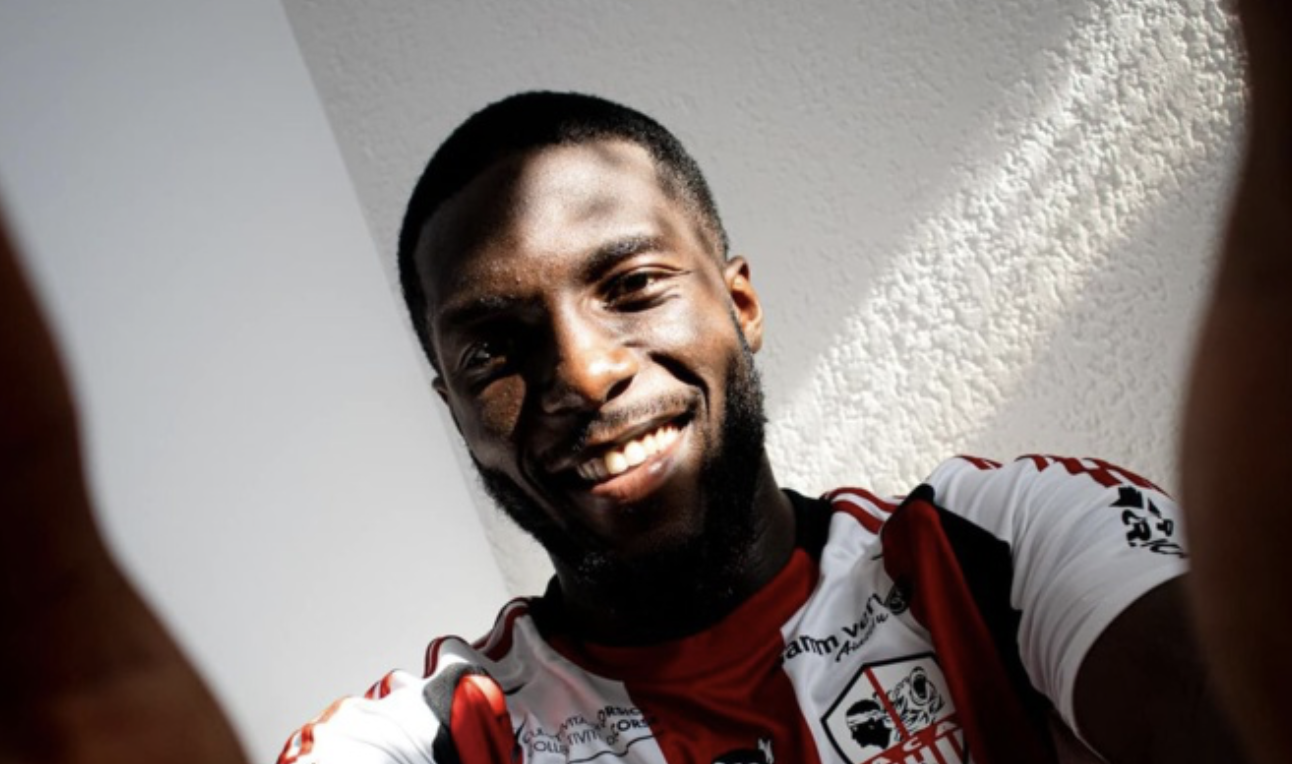 Axel Bamba a signé un contrat de deux ans avec l'AC Ajaccio (crédit photo : Facebook de l'ACA)