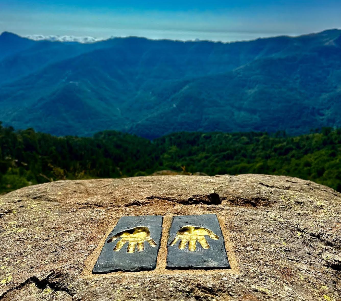 La photo du jour : les "mains d'or" du Monte d'Oru